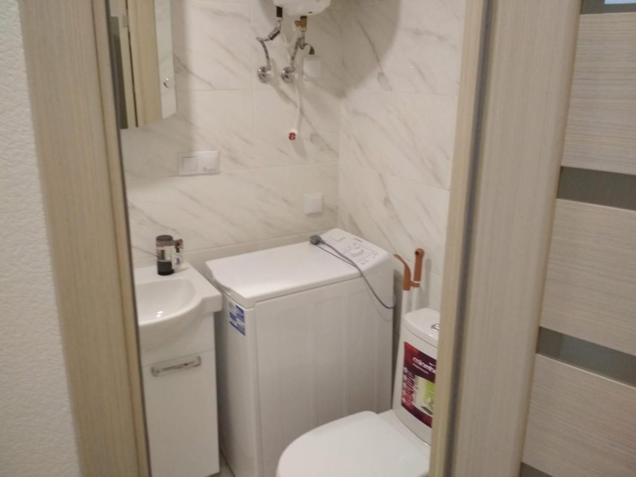 Smart-House Smart-Kvartira S Kukhnei. キエフ エクステリア 写真